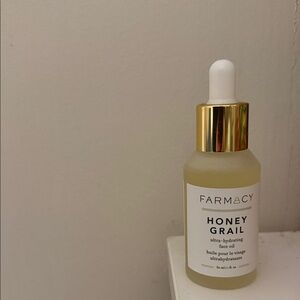 Farmacy Honey Grail ultra-hydrating Face Oil